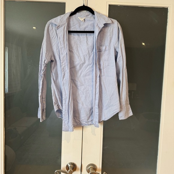 Club Monaco Casual Light Blue Button-Up Shirt - Picture 2 of 4